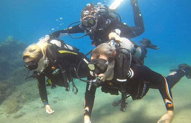 Puerto del Carmen Beginners Scuba Diving Lesson - Foto 1