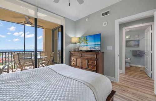 Luxury Condo at Cape Harbour Marina, Water Views! - Foto 35