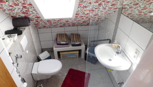 Angelika Ferienwohnung im DG - Foto 3