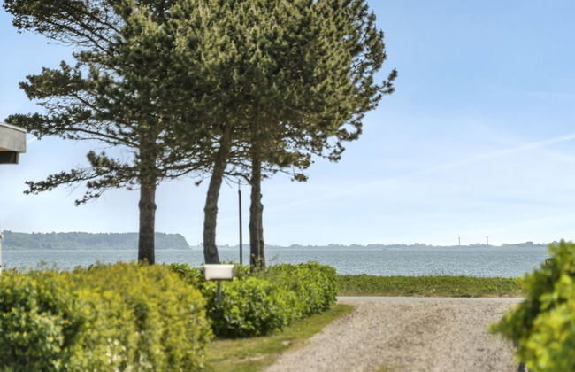 2 bedroom House in Broager with terrace - Photo 3