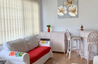 Lovely Villa Nico Playa Blanca, hot tub, communal pool - Foto 9