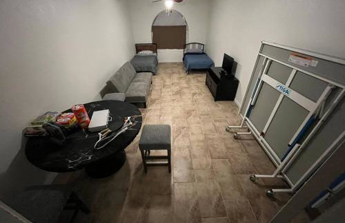 Huge 4BR 2BA Home - Pool Table, & 6 person Hot Tub - Foto 16