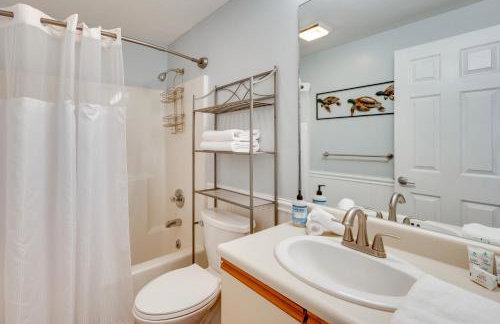 Mtn-View Thornton Condo with Community Perks and Deck! - Foto 16