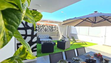 Serendipity House - Photo 2