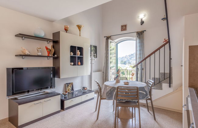 1 bedroom Apartment in Ventimiglia with swimming pool and garden - Photo 10