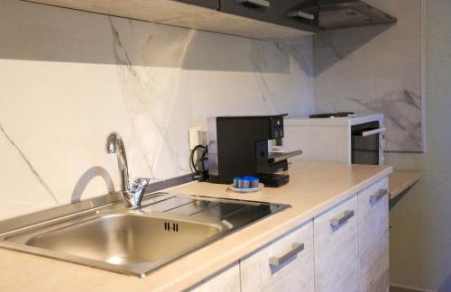 Goldtown House - Photo 32