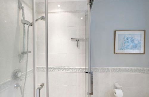 Wisteria Way, Tangmere - Foto 18