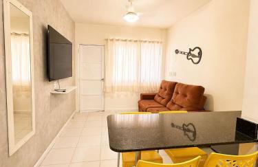 Flat com Piscina Guarajuba 2 Quartos 100m da Praia - Foto 3