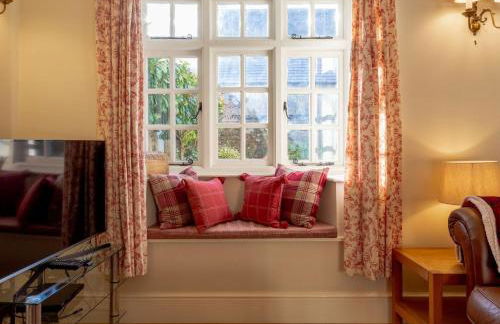 Jasmine Cottage - 2 Bedroom in Heart of Bourton! - Photo 122