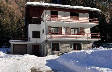 Appartamento moderno nel cuore della montagna, a due passi da Champoluc - Photo 1