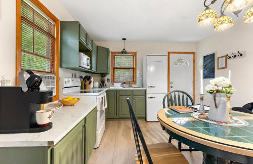 Lakefront, wildlife Cabin retreat - Pelican Bay Cabin - Foto 42