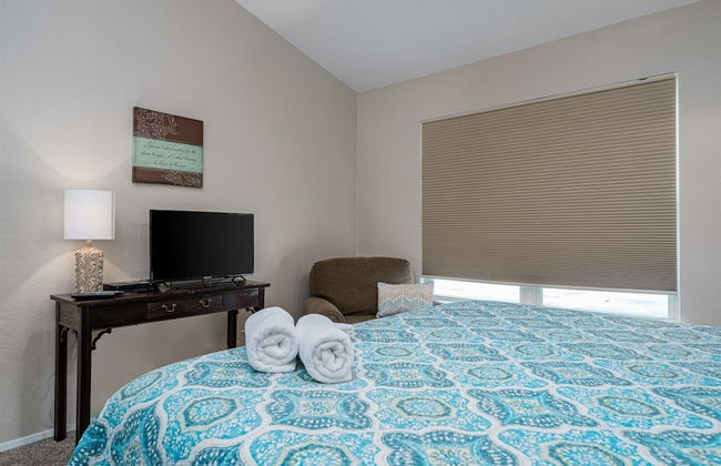 Bay House Condos - Foto 8