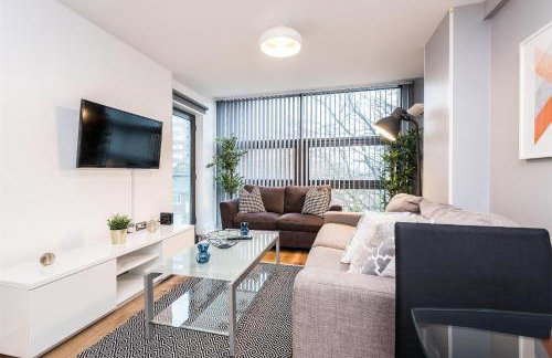 Liverpool City Centre with Free Parking - Sleeps 6! - Photo 7