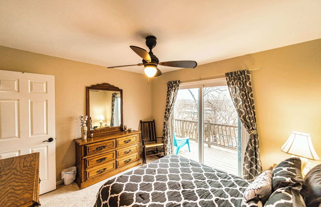 Osage Beach Getaway Lake Views Pet Friendly! - Photo 6