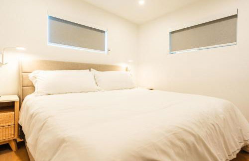 Simple La Jolla 2 bedroom - Alley Unit - Photo 12