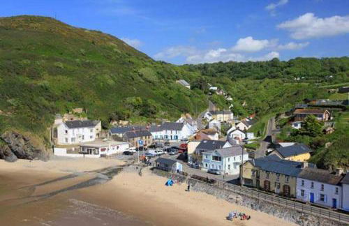 Ddol Cottage Traditional Coastal cottage nr Llangrannog & New Quay with Donkeys - Photo 14