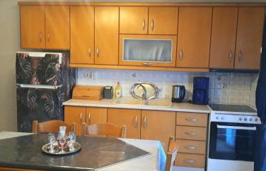 BAKIRAS HOUSE - Photo 5