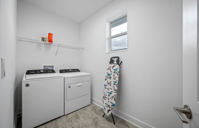 New-6br Discovilla- Sleeps16 Heated Pool & More - Foto 55