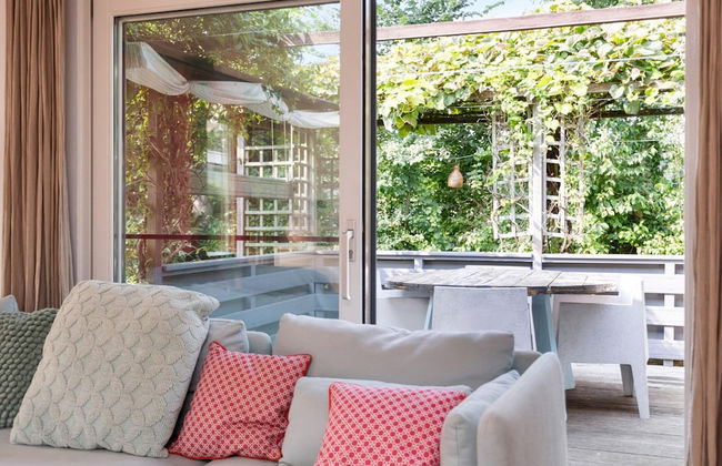 Light and Quiet Chalet With Beautiful Terrace Near Historic Goedereede - Foto 11