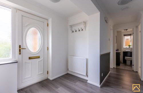 Cosy 5 bedroom house - Central By Valore Property Services - Photo 35