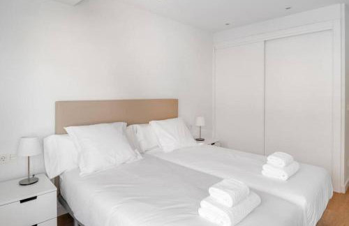 Bright apartment with A/C, parking optional - Foto 15