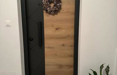 New luxury air-conditioned apartment, with jacuzzi, free parking and gardens - Foto 28