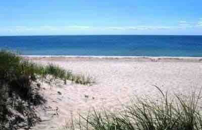 Perfect location! Minutes to beaches! Beach pass! - Foto 34