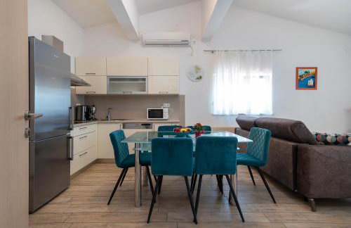 Apartments Brico - Heated Pool - Foto 26