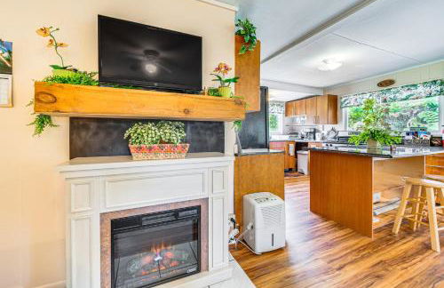 7 Mi to Volcanoes NP Serene Cottage with Deck! - Photo 5