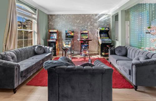 Game Lovers Retreat, spacious 4000 sqft Getaway - Foto 2