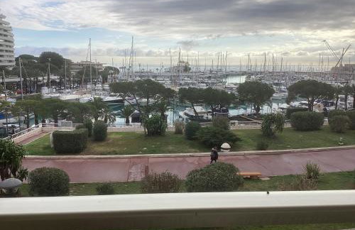 Bel appartement Vue sur la Marina Classé 3 étoiles - Photo 23