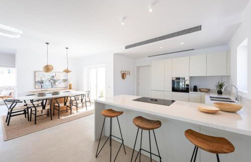 Exclusive Luxury Moca beachfront villa, Molos, Paros - Photo 16