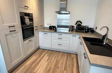 House - Sleeps 8 - Free Parking and Ps5 - Foto 2