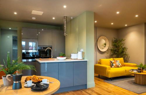 Commandery Vaults - Luxury Apartment in City Centre with SKY TV - Foto 80