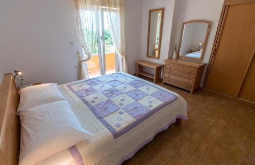 Apartmani Maslina - Photo 12