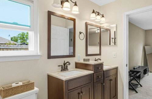 Family Milton Home with Private Pool - Foto 16