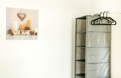 Stanion Luxurious 3 Bedroom Modern House Northamptonshire, Double, Twins, Single, Free Parking, Free Wi-Fi, Pets, Up to 8 Sleeps, 4 Smart TVs - Foto 22