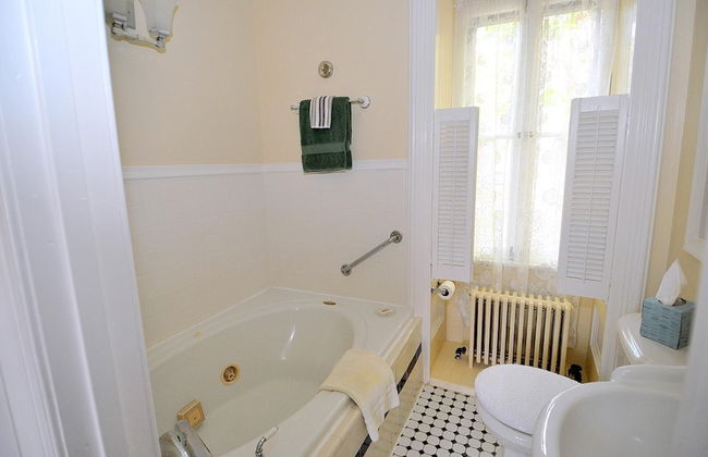 Manor at Berkeley Springs - Foto 18