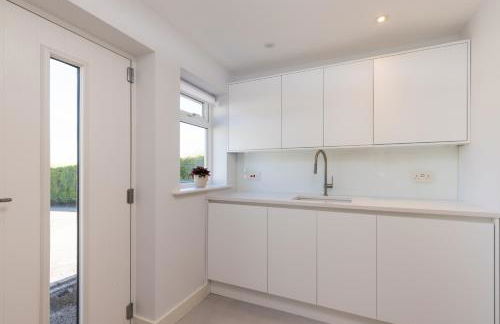 Spacious 4BD Smart Home in Idyllic Rural Setting - Foto 34