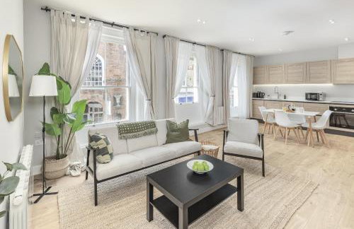 Bright 1 bedroom apartments near Farnham Castle - Photo 6