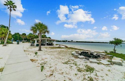 Luxury, Countryside, Tranquil Retreat at The French Château of Odessa - Foto 26