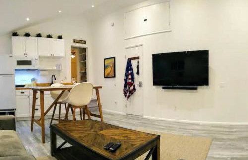 Monthly - Cozy 1 Bed Guest Suite near Venice Beach - Foto 6