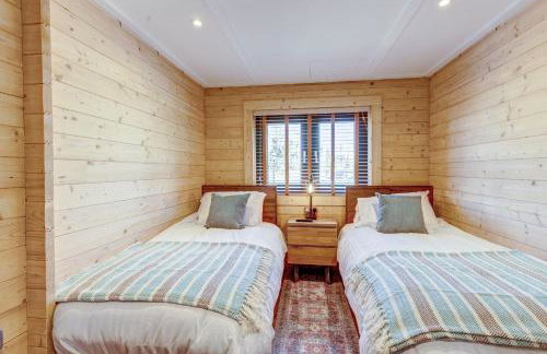 Bluebell Lodge - Photo 18
