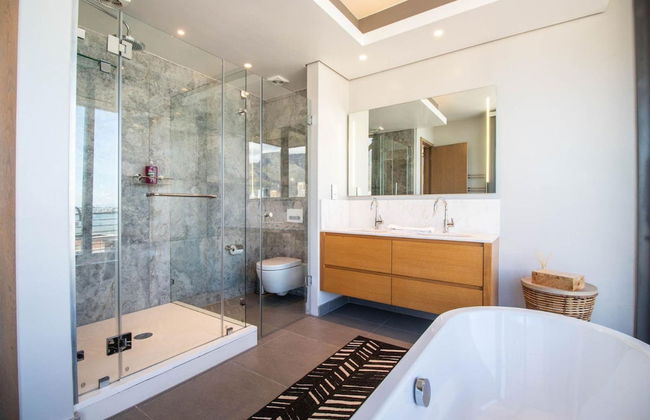 Executive Yacht View Two Bedroom Apartment - 409 - Foto 6