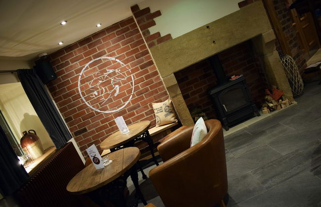 The Horse & Jockey Wessington - Photo 2