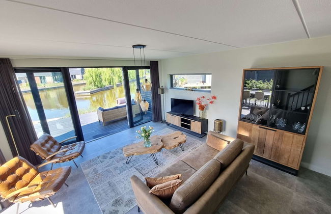 Luxurious Detached Water Villa With Jetty - Foto 11