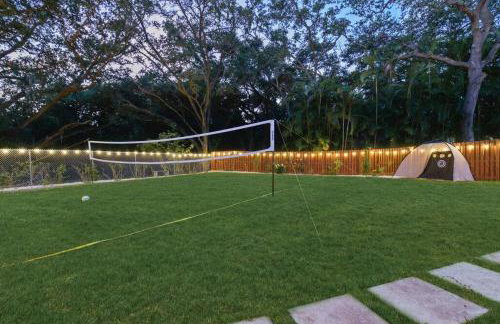 Backyard Games, Fire Pit, Heated Pool, Near Beach - Foto 60