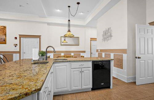 The Ray - 2nd Floor Historic Condo- Minutes Walk to Downtown - Foto 11