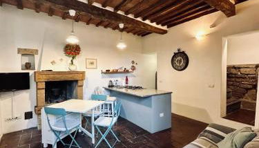 Santa Monaca Medieval Guesthouse - Foto 4