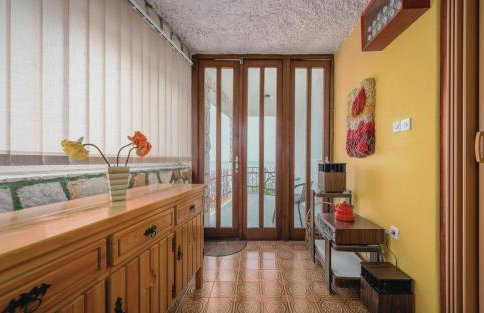 Apartment Crveni - a three bedroom apartment with a stunning sea view - Foto 8